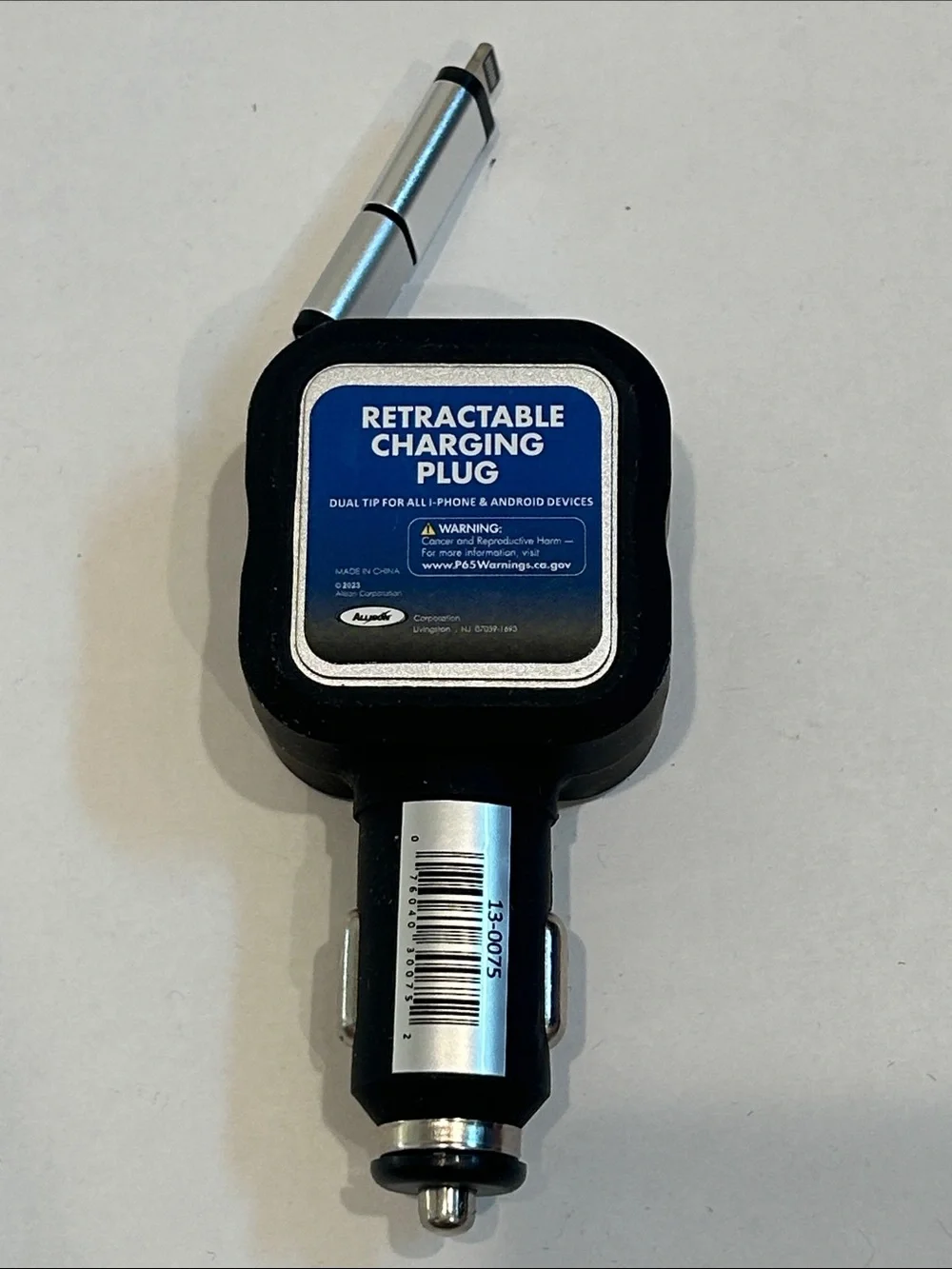 Retractable Charging Plug Car Adapter dual tip for iPhone & android black nwot